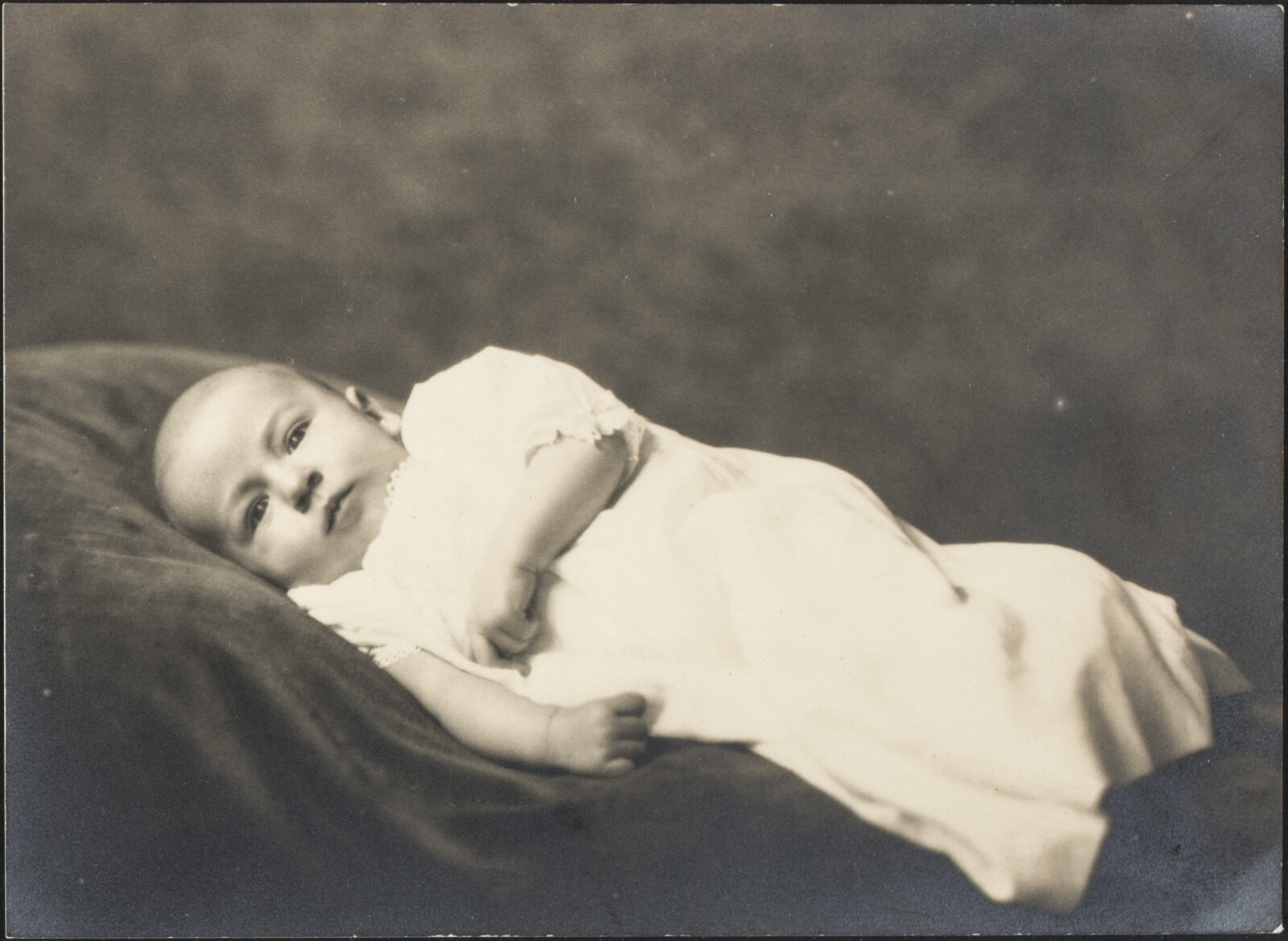 Young Richard Diebenkorn with Family