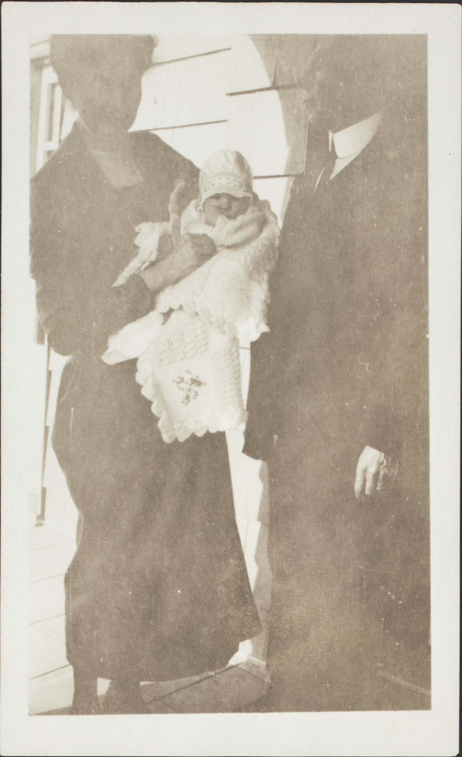 Young Richard Diebenkorn with Family