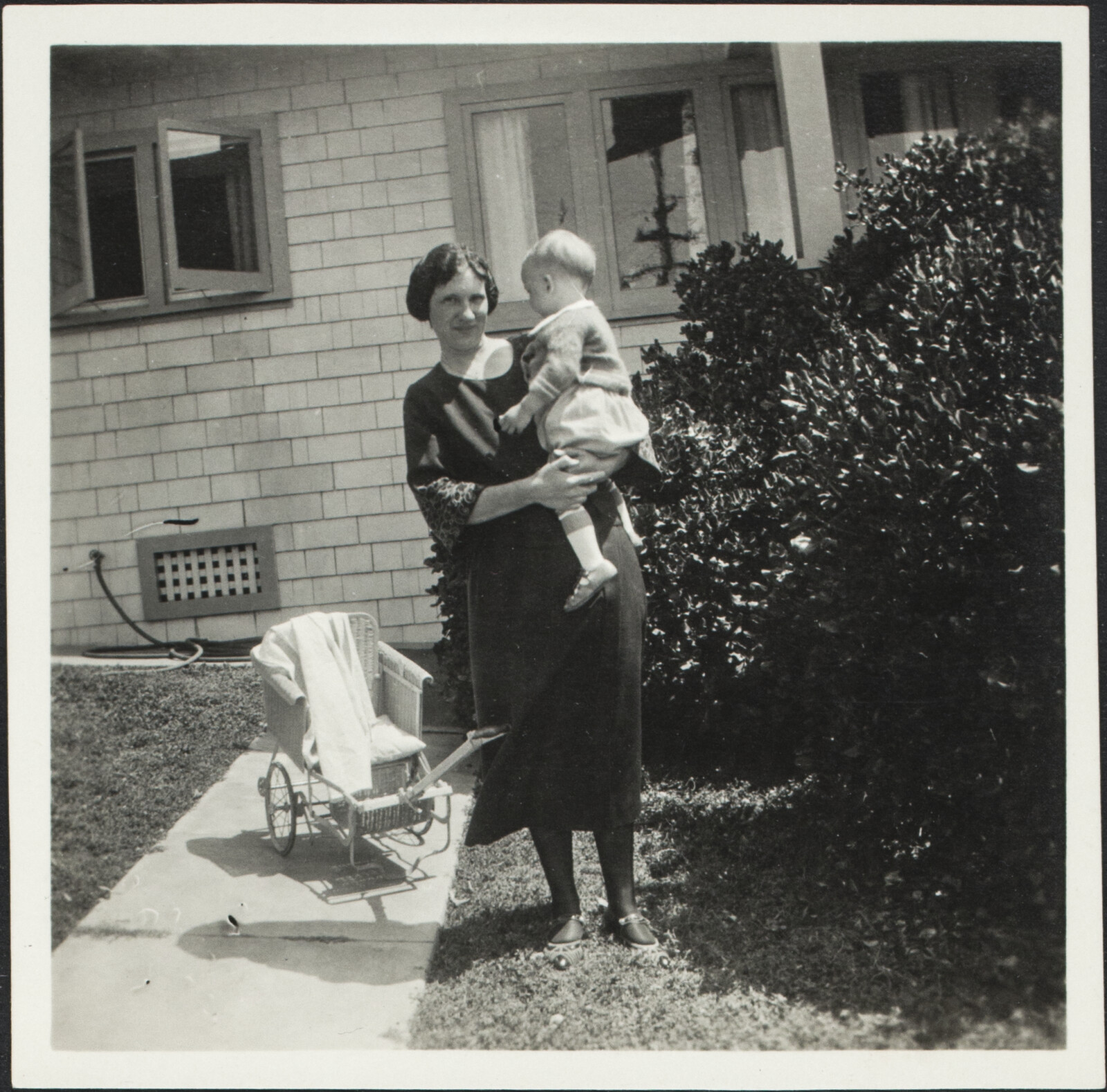 Young Richard Diebenkorn with Family