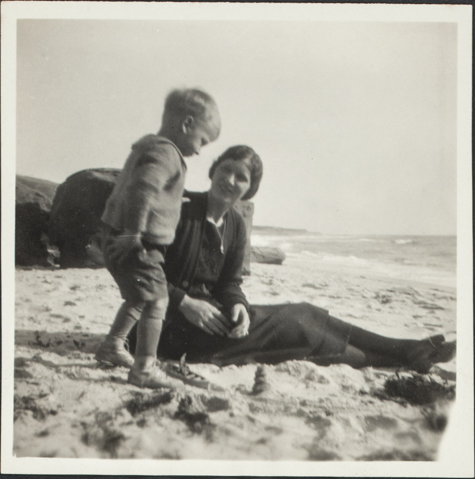 Young Richard Diebenkorn with Family