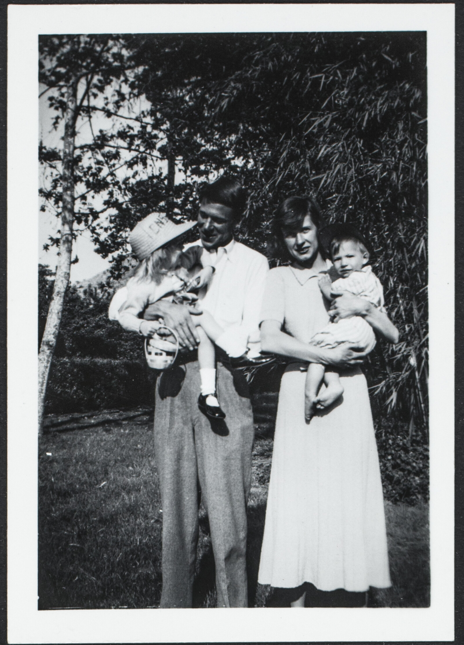 Richard and Phyllis Diebenkorn Family Photographs