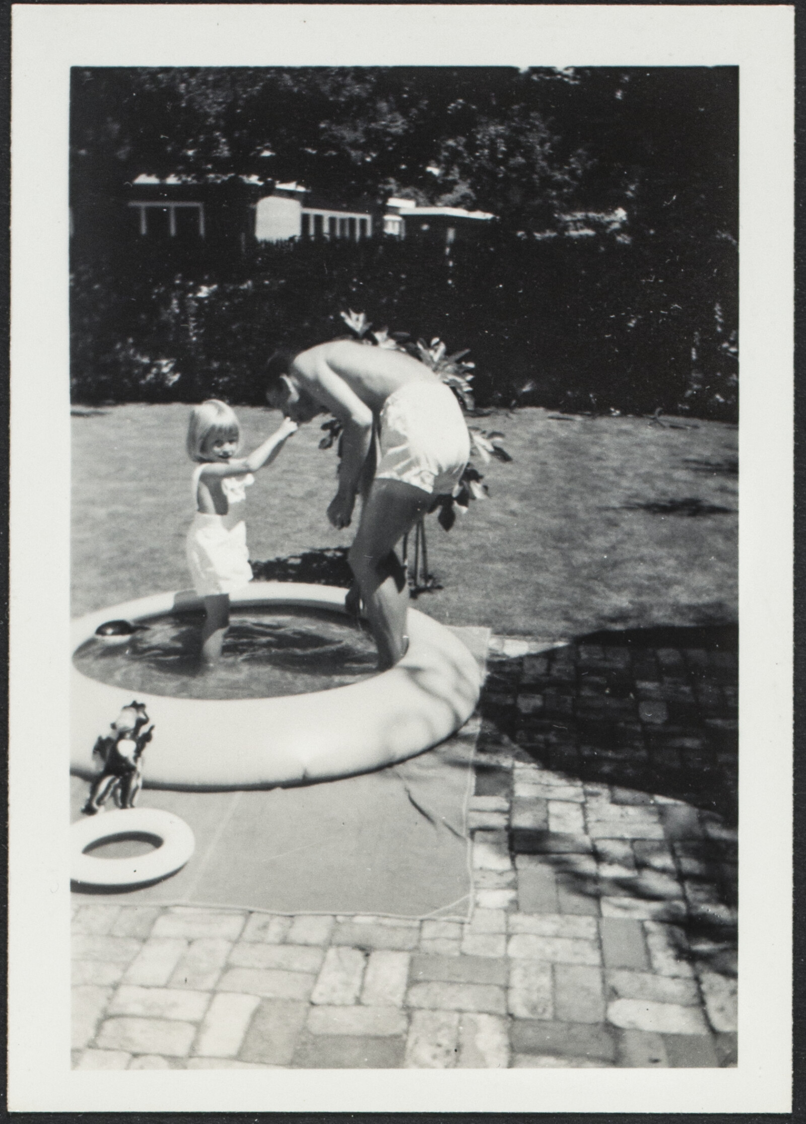 Richard and Phyllis Diebenkorn Family Photographs