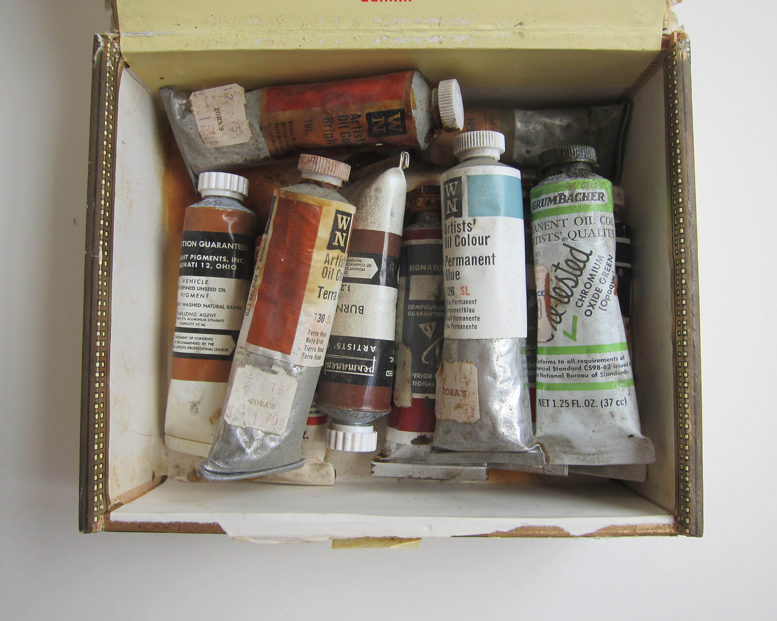 Studio Materials, Cigar Box with Paints