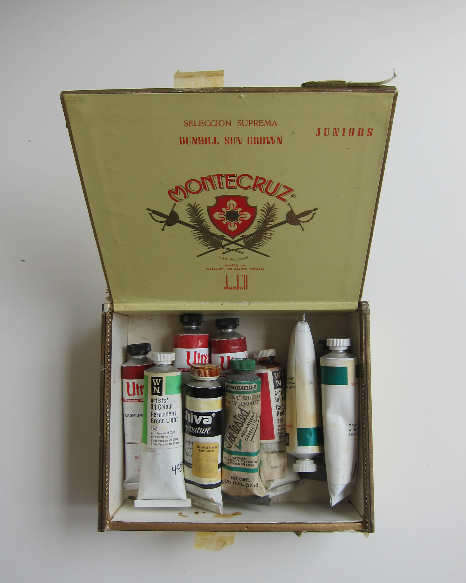 Studio Materials, Cigar Box w Paints