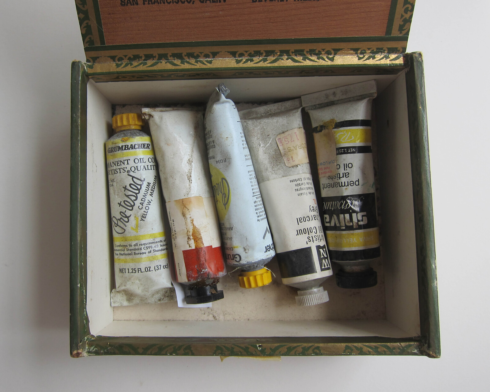 Studio Materials, Cigar Box w Paints