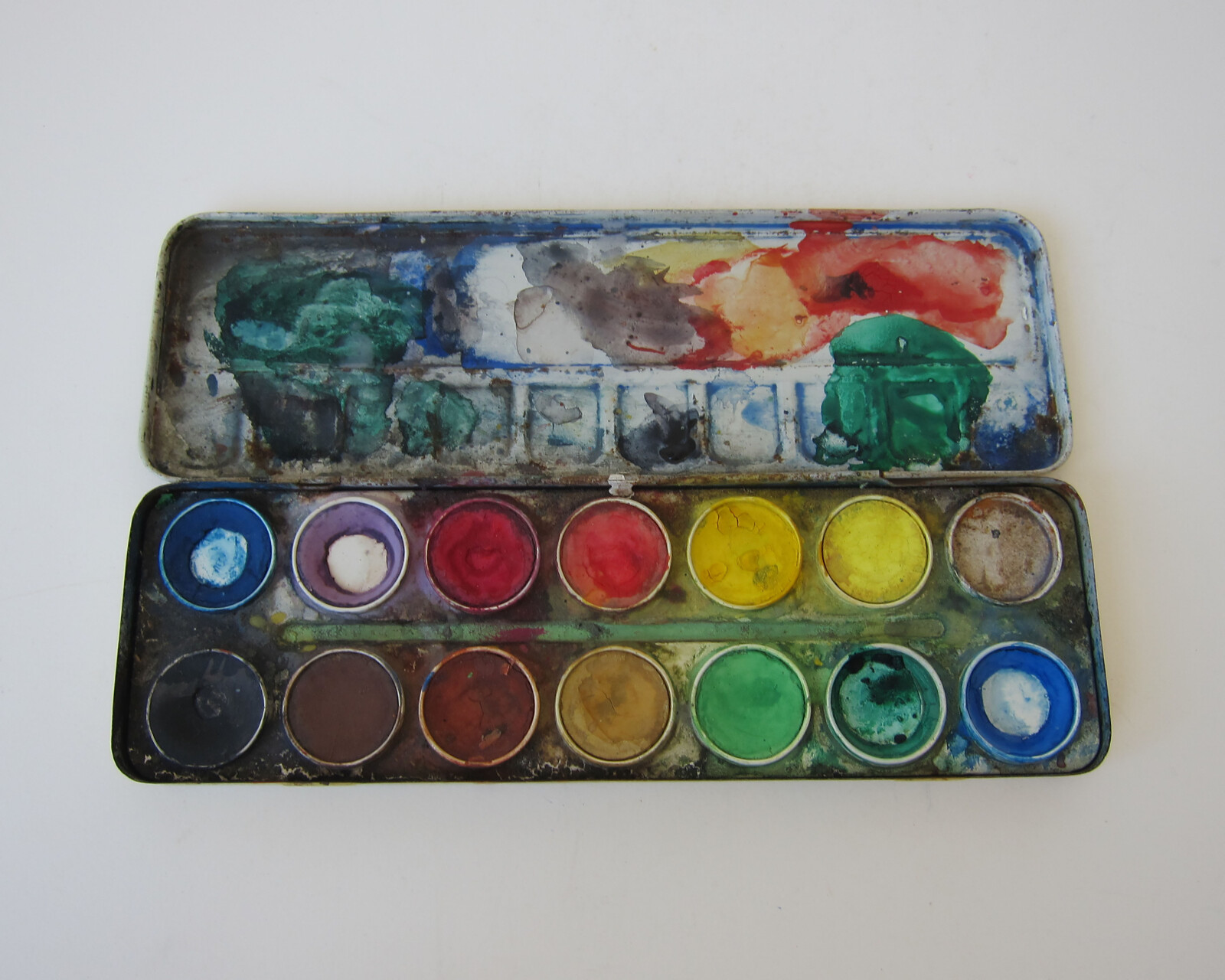 Studio Materials, Guitar Watercolour Set